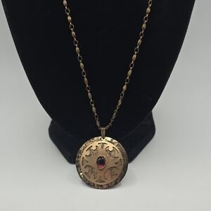 Vintage Holly Yashi Gold Tone Pendant Necklace with Red Garnet